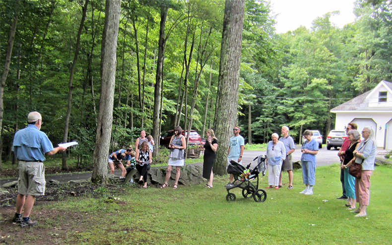 Brendon Carroll of MATT address the Selig family and friends.